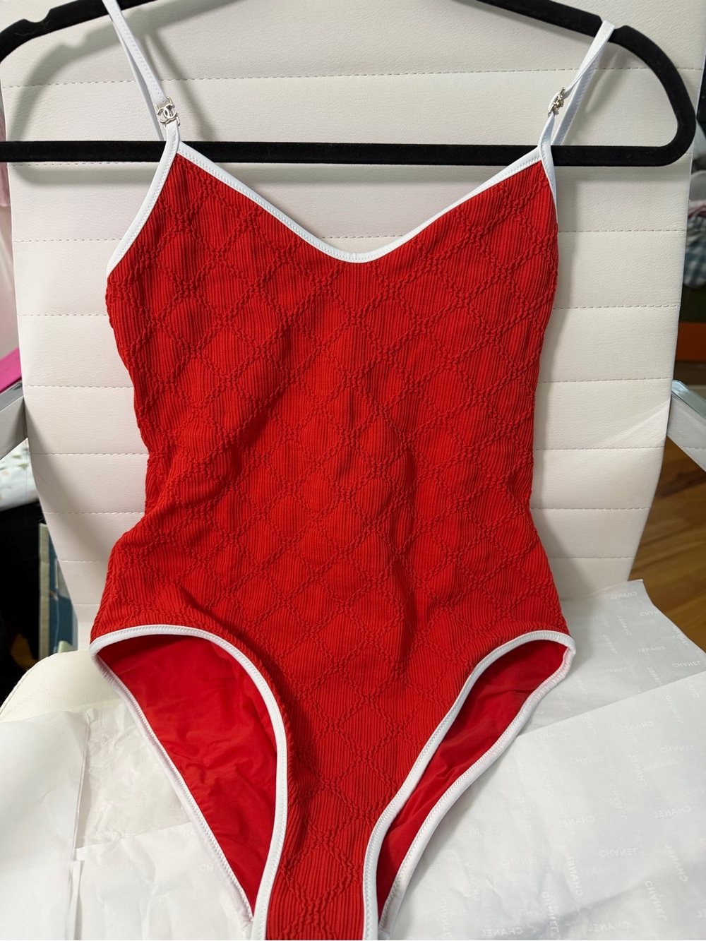 Chanel coco beach 26m CC logo strap swimsuit sz 38 nwt - Picture 4 of 11